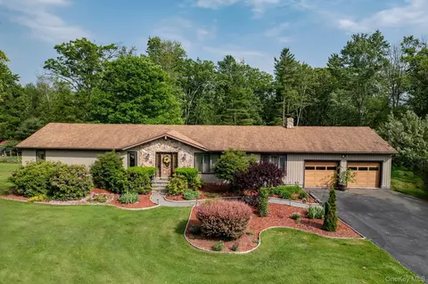 193 Dill Rd, Forestburgh, NY 12777