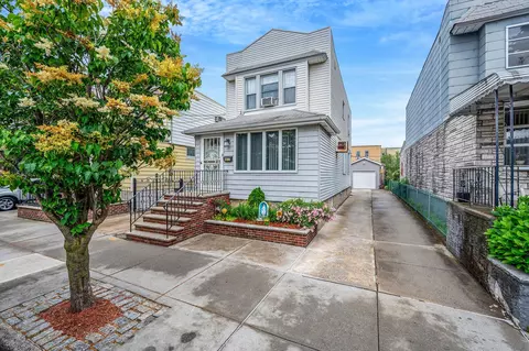 66-13 73rd Pl, New York, NY 11379