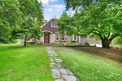 49 Hardenburg Rd, Crawford, NY 12566