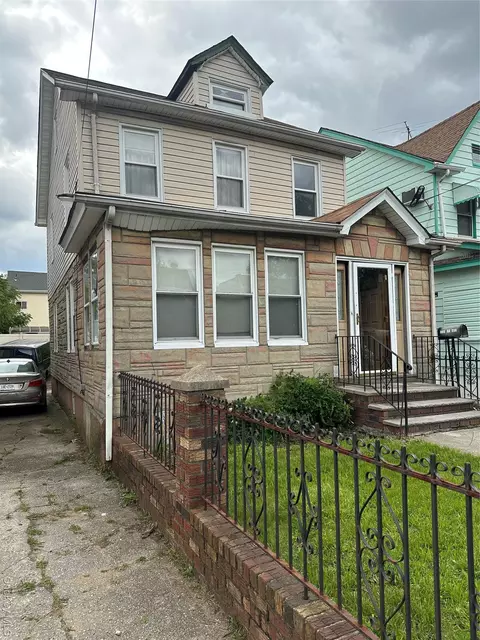 11628 167th St, Jamaica, NY 11434