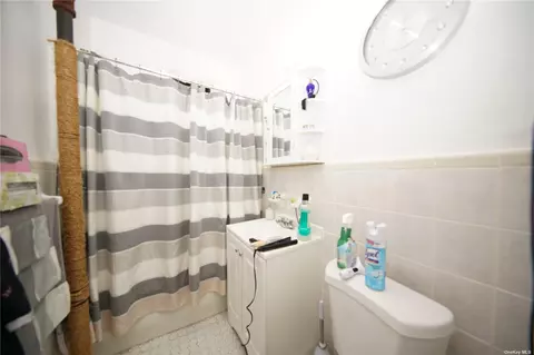 Bath - 40-45 99th St, New York, NY 11368 photo 1 of 2