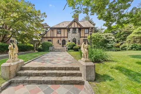 126 Millard Ave, Mount Pleasant, NY 10591