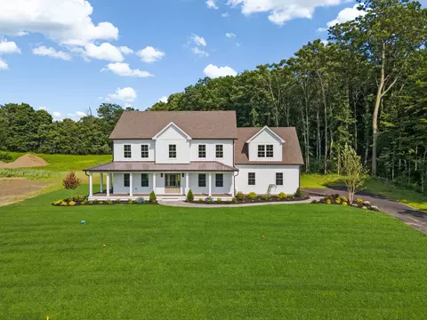 28 Peale Pl, Montgomery, NY 12549