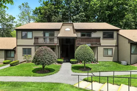73 Independence Ct #D, Yorktown, NY 10598