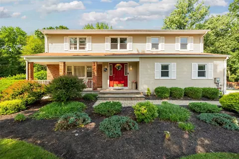 7 Woodland Ter, Orangetown, NY 10962