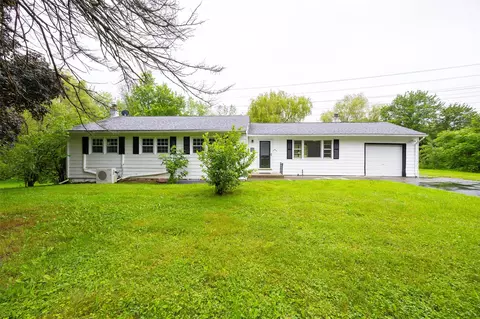 16 Bushwick Rd, La Grange, NY 12603