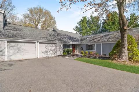 133 Heritage Hls #B, Somers, NY 10589