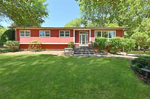 1 Eastbourne Dr, Ramapo, NY 10977