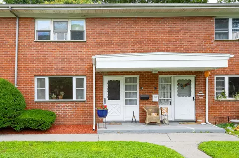 14 Carmine Dr, Wappinger, NY 12590