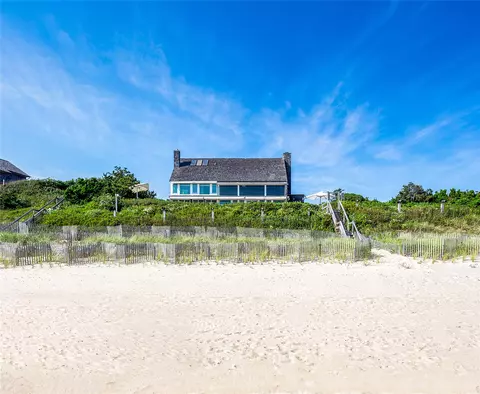 33 Lily Pond Ln, East Hampton, NY 11937