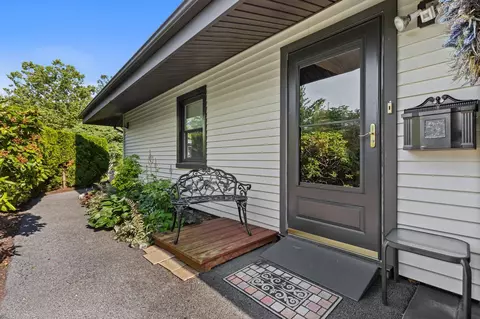 4 Devon Ct #B, Yorktown, NY 10598