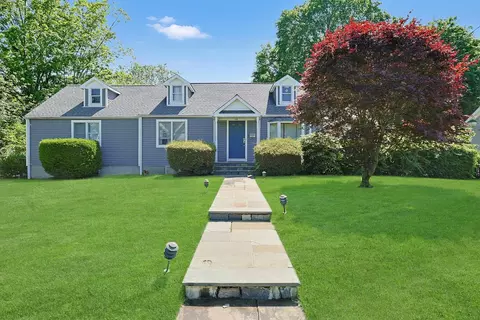 328 Willis Ave, Mount Pleasant, NY 10532