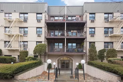2261 Palmer Ave #3-O, New Rochelle, NY 10801