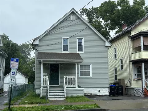 42 Columbia St, Poughkeepsie, NY 12601