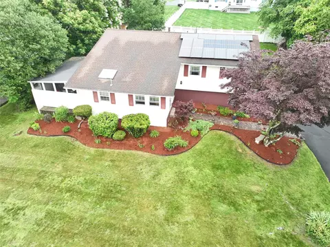24 Oxford Ct, Ramapo, NY 10977