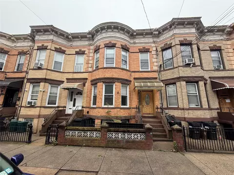 7120 66th Pl, New York, NY 11385
