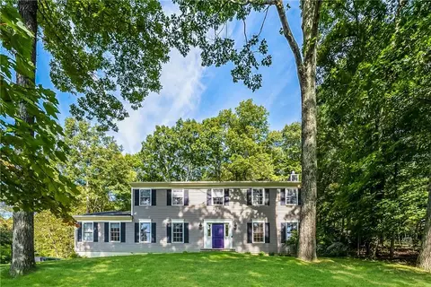 30 Hilltop Rd, Lewisboro, NY 10597