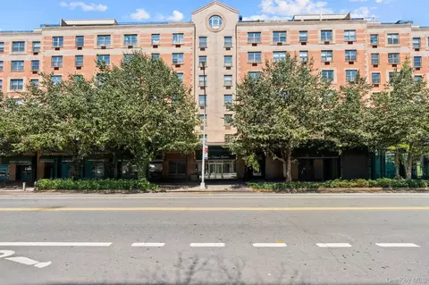 2235 Frederick Douglass Blvd # 7B, New York, NY 10027