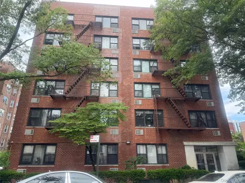 76-26 113 St #2 D, New York, NY 11375