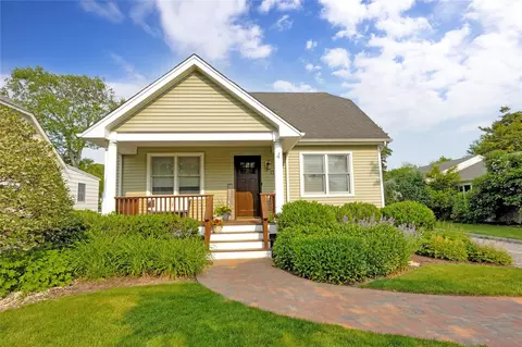 11 Anita Pl, Amityville, NY 11701