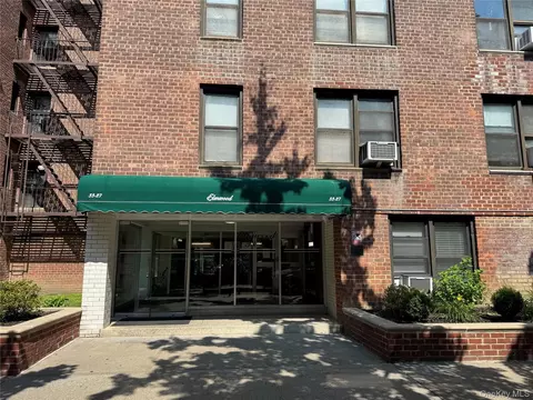 33-27 91st St #5F, New York, NY 11372