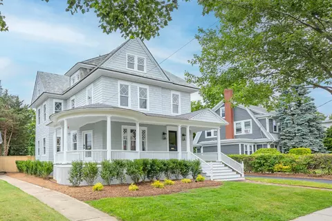 131 Ostrander Ave, Riverhead, NY 11901