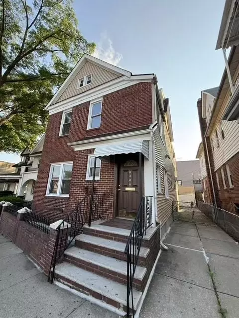 84-06 Woodhaven Blvd, New York, NY 11421