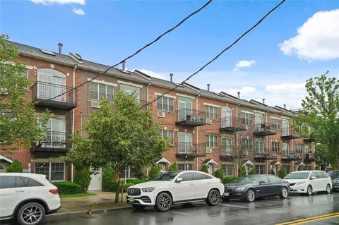 8612 Glenwood Rd #3, Brooklyn, NY 11236