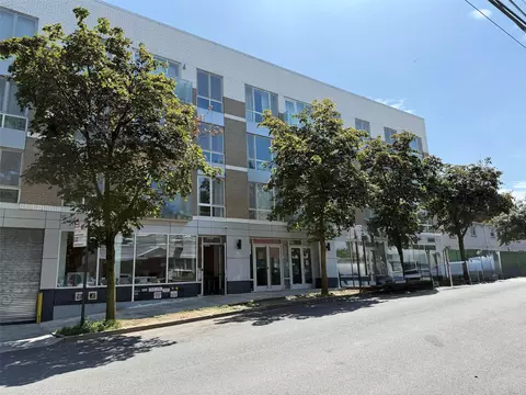 158-16 79th Ave #204N, New York, NY 11366