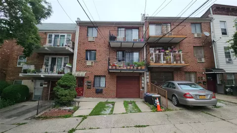 5323 82nd St, Elmhurst, NY 11373