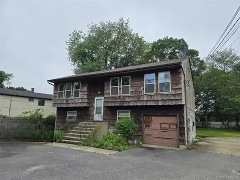 1290 Islip Ave, Brentwood, NY 11717