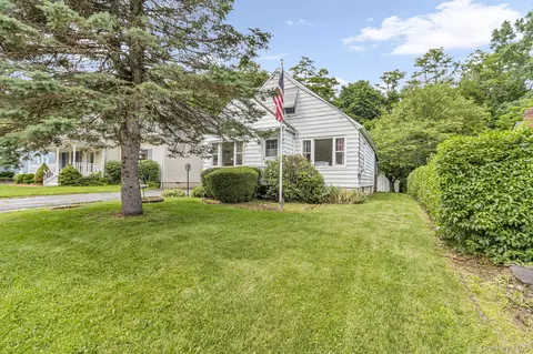 198 Washington Ave, Beacon, NY 12508