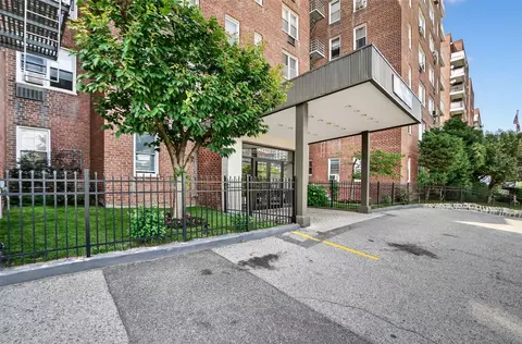 355 Bronx River Rd #4B, Yonkers, NY 10704