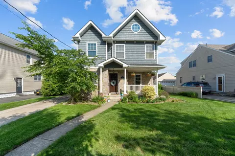 7 William St, Rockville Centre, NY 11570
