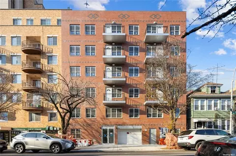 141-15 Cherry Ave #2D, New York, NY 11355