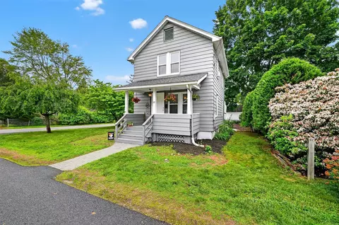 20 Clove Rd, Ramapo, NY 10974