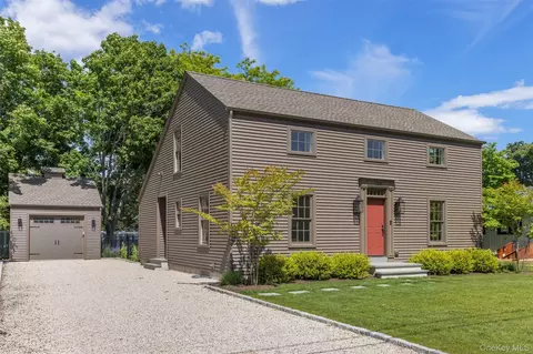 130 Sunset Ln, Southold, NY 11971