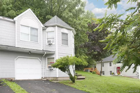 68 Hillside Ave, Haverstraw, NY 10927