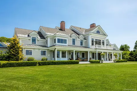 147 Moadock Rd, North East, NY 12546