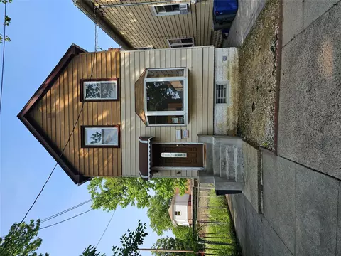 3151 Parsifal Pl, New York, NY 10465