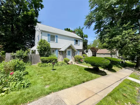 11 Crest Ave, Mount Vernon, NY 10550