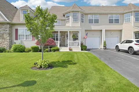 17 Meadow Pond Cir, Miller Place, NY 11764