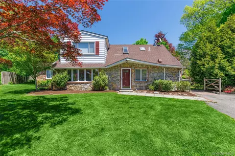 10 Bell Pl, Rye Brook, NY 10573
