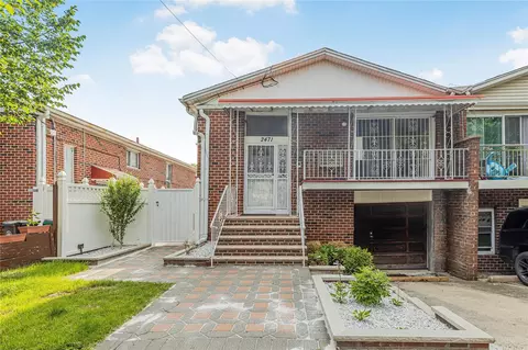 2471 Delanoy Ave, New York, NY 10469