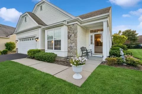 15 Louden Loop, Mount Sinai, NY 11766