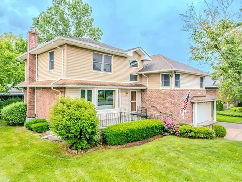 20 Royal Way, North Hempstead, NY 11040