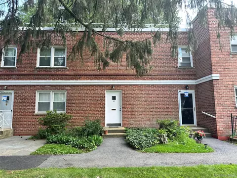 125 N Washington Ave #46, Greenburgh, NY 10530