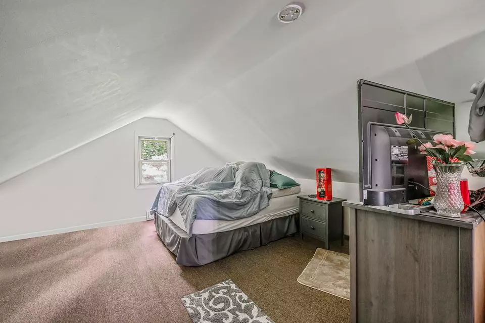 Bedroom - 326 Concord St, Dix Hills, NY 11746 photo 3 of 3