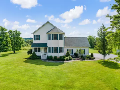 36 Millbrook Rd, Wallkill, NY 12589
