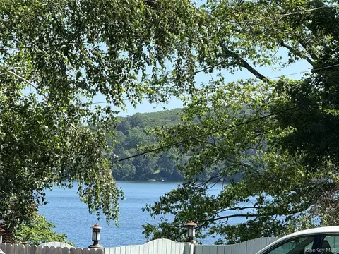 1565 Route 292, Holmes, NY 12531